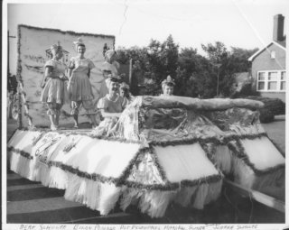 float1956.jpg