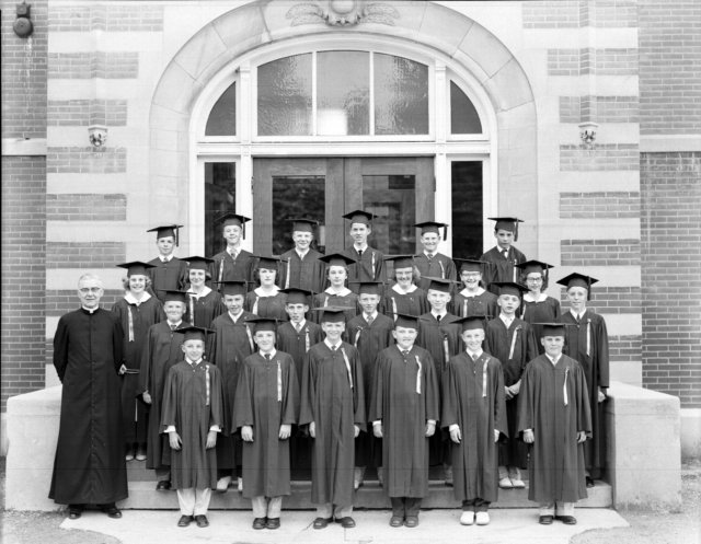 stdominic8thgradegrads1957.jpg