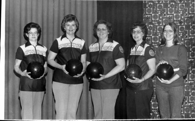 bowlers11979.jpg