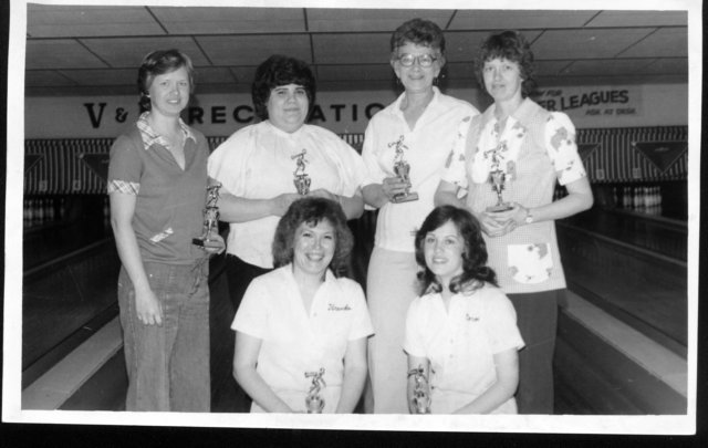 bowlers41979.jpg